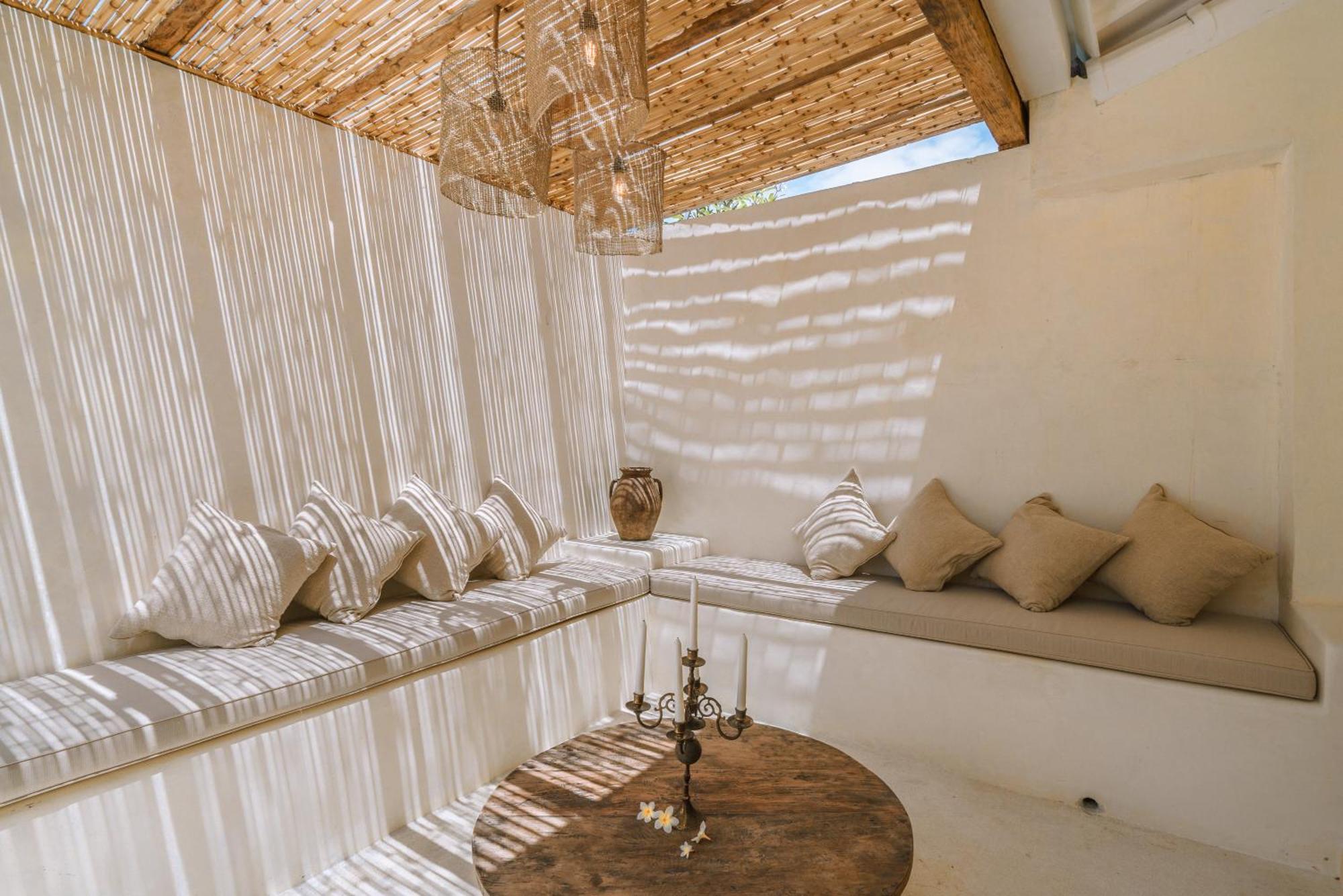 Villa Stella: 2Br Vibrant Mediterranean Oasis ชังกู ภายนอก รูปภาพ